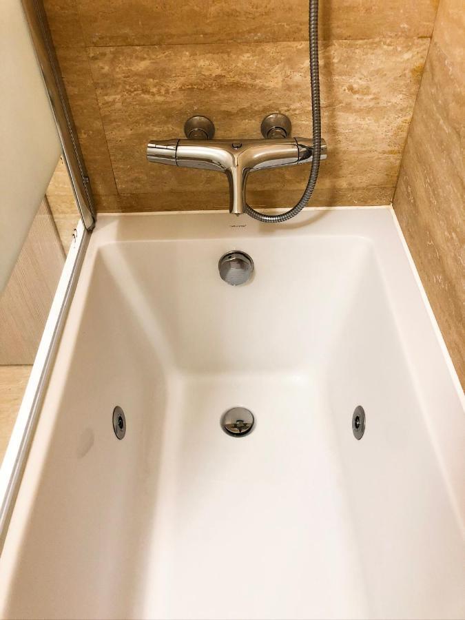 Lux&2Jacuzzi. New! Golden Mile Las Americas, Parque Santiago 2. Pool Heated Sea Water 2 Bdr Playa de las Américas Exterior foto